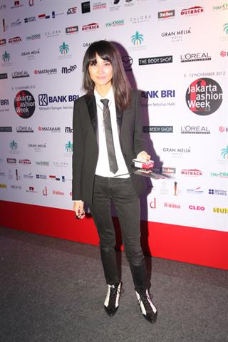 Dewi Fashion Knights 2012