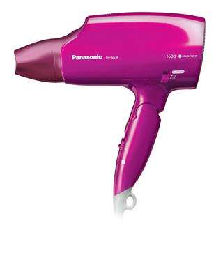  Hair Dryer Sekaligus Pelembap