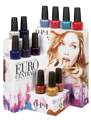 PERAYAAN WARNA-WARNA EROPA TENGAH