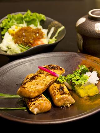 Salmon Harasu Teriyaki