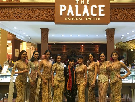 The palace national deals jewelry