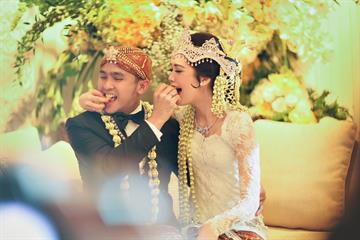 Pernikahan Gaya Padang Solok Jessica Sadikin dan Joinaldo