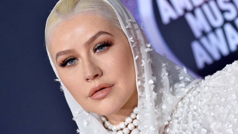 Christina Aguilera Rilis Dua Lagu Tema Original untuk Film “Mulan”