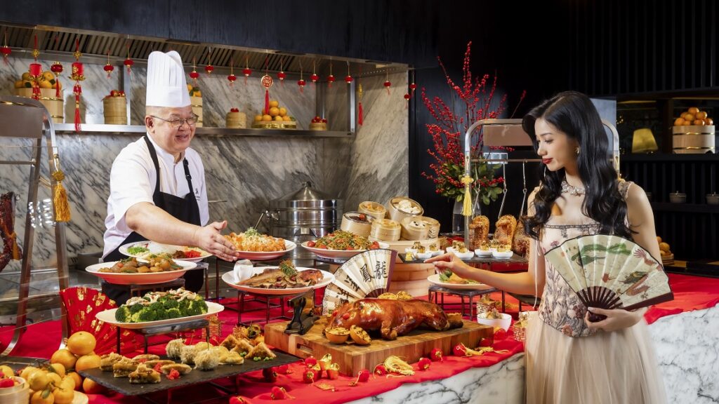 Menyambut Sang Ular Kayu di St. Regis Jakarta