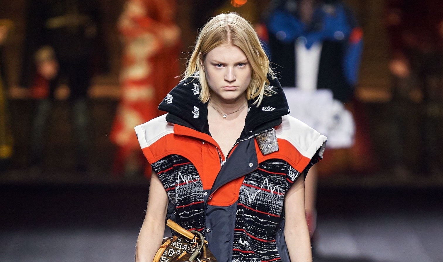 Louis Vuitton Fall/Winter 2020: Interaksi Masa Depan dan Masa Lalu