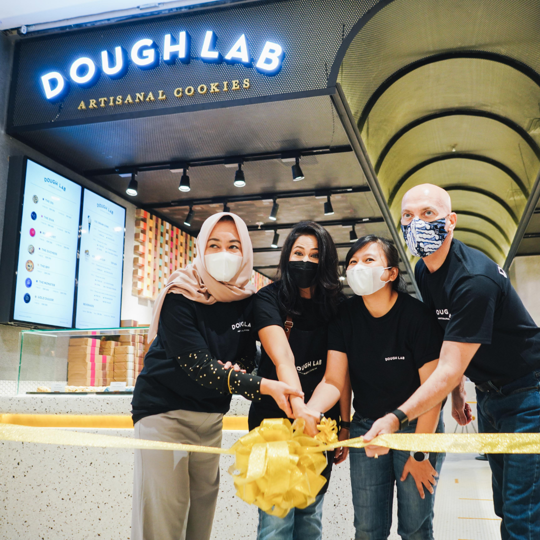 Konsep Teman Baik dalam Gerai Dough Lab Terbaru