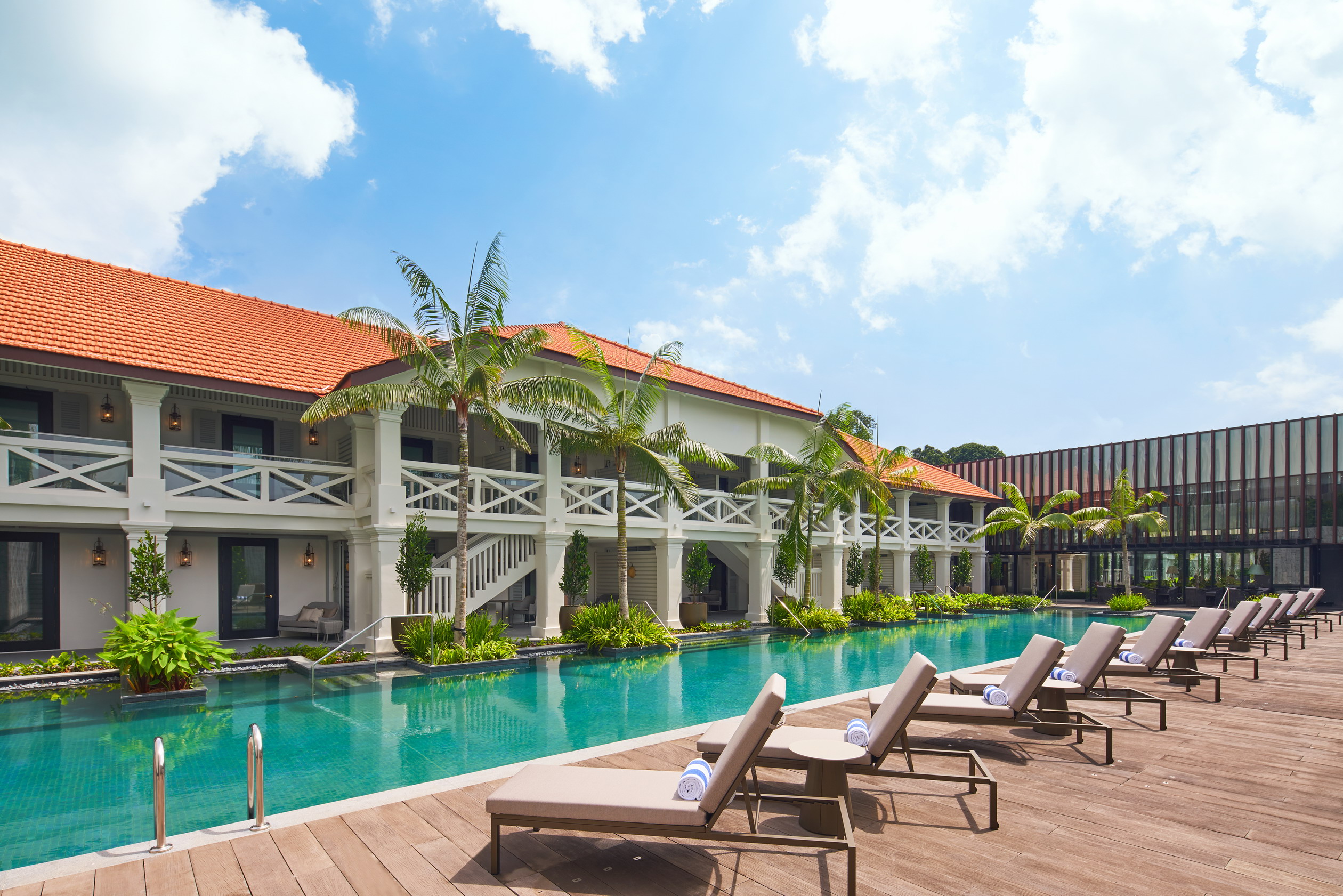 Memutar Waktu Kembali di The Barracks Hotel Sentosa