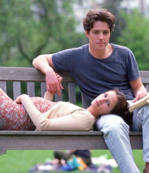   Film Notting Hill Kisahkan Seorang Pria Pemilik Toko Buku yang Jatuh Cinta pada Seorang Artis Terkenal.