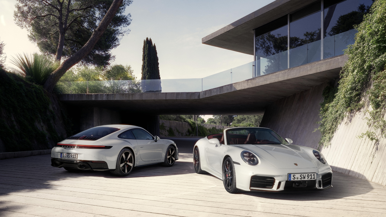 Porsche 911 Carrera S Terbaru untuk Para Puan Urban Teristimewa