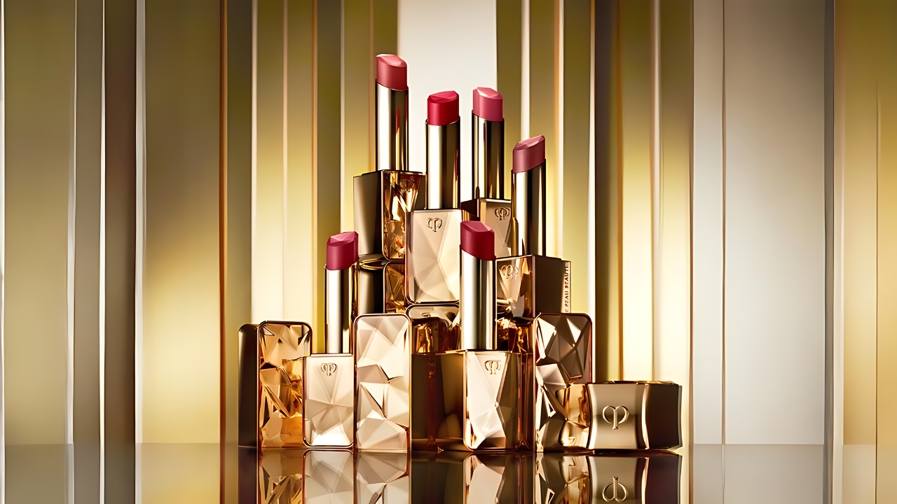 Perpaduan Kenyamanan dan Kemewahan dalam Lini “The Precious Lipstick oleh Clé de Peau Beauté.