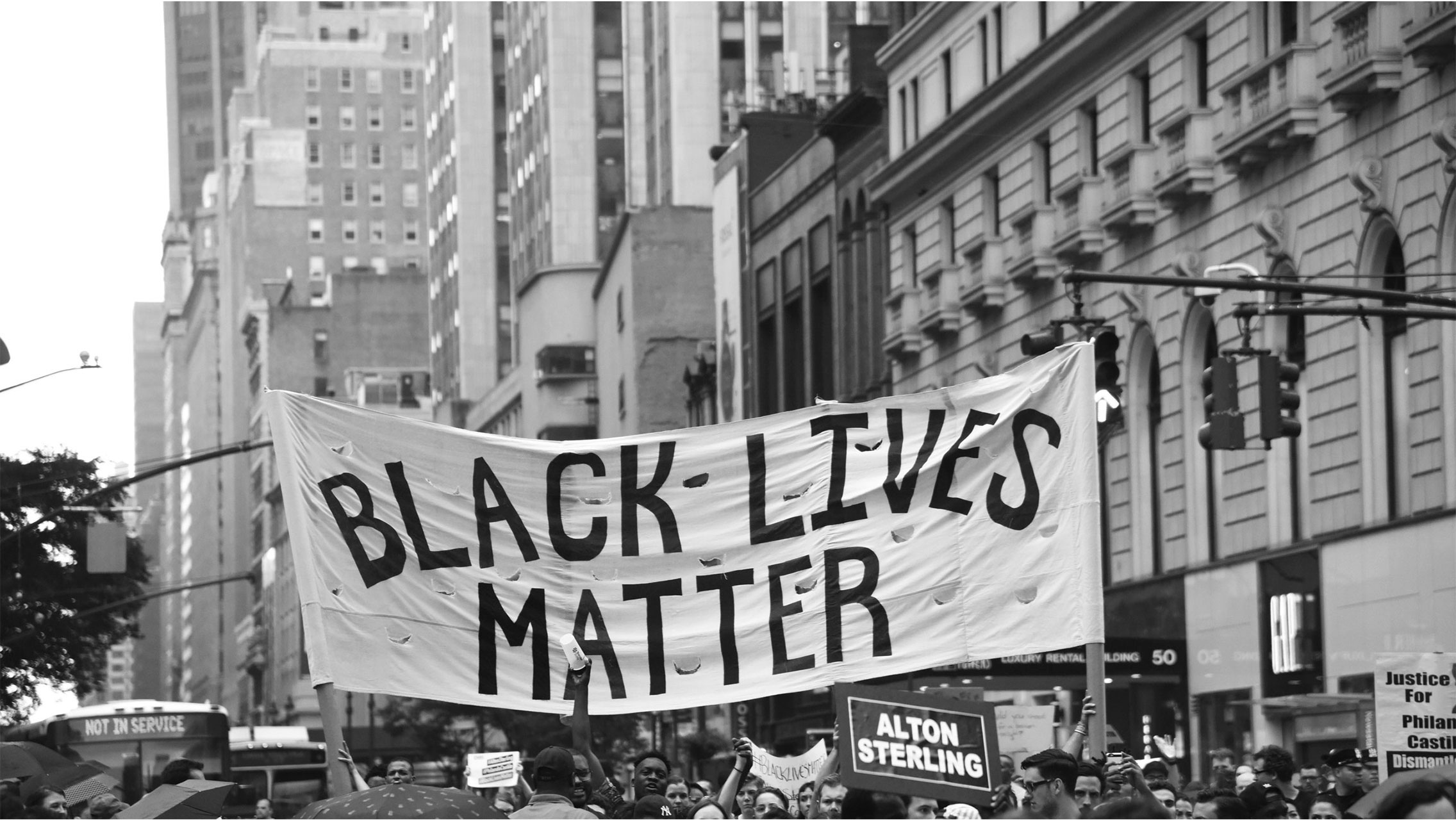 Solidaritas Keadilan Sosial Lewat Black Lives Matter dan Papua Lives Matter