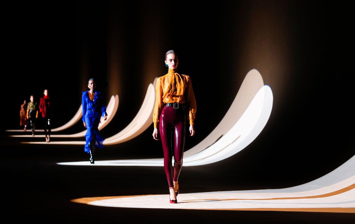Babak Baru Panggung Mode: Pergulatan Antara Kalender dan Relevansi Fashion Show