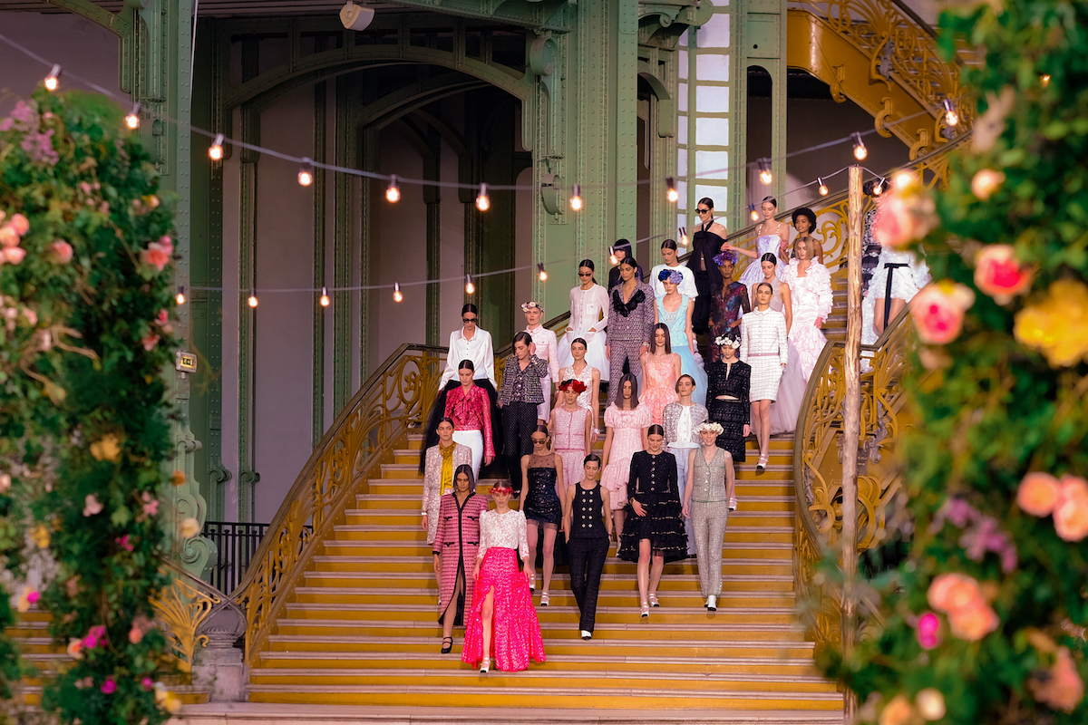 Chanel Haute Couture Spring Summer 2021 dan Simbol Pengikat Antar Generasi