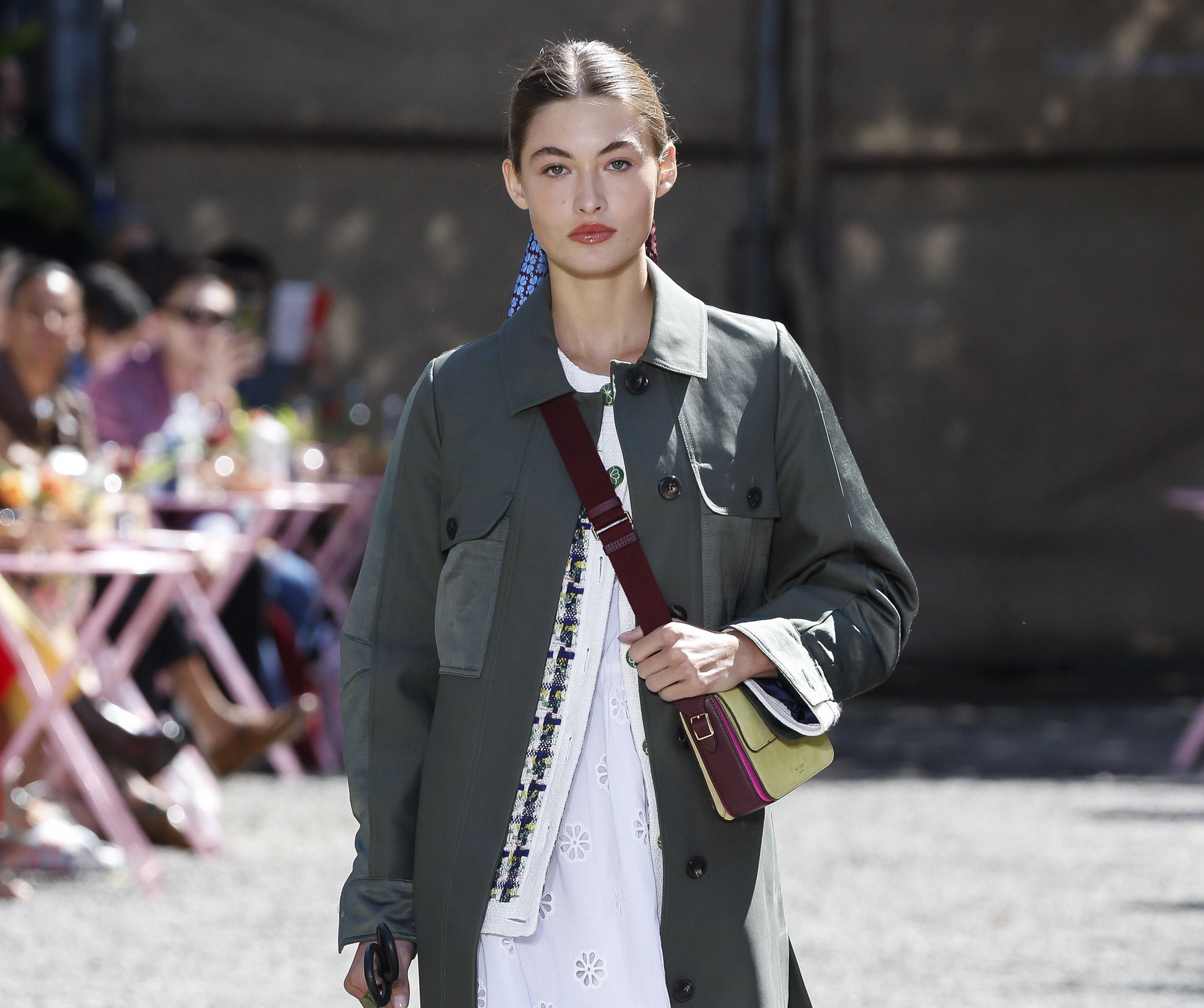 Kate Spade New York S/S 2020: Koleksi yang Segar nan Cerah dari Nicola Glass