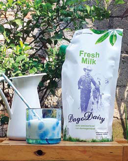 Menikmati Susu Sapi Premium Di Dago Dairy Bandung