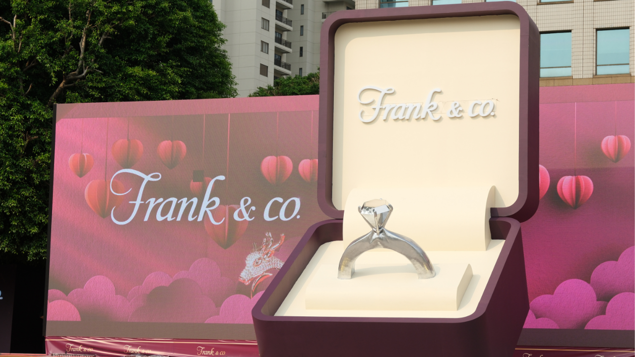Menelusuri Kembali Perjalanan 28 Tahun Frank & co. dalam Instalasi Pameran Imersif “You Are a Diamond”