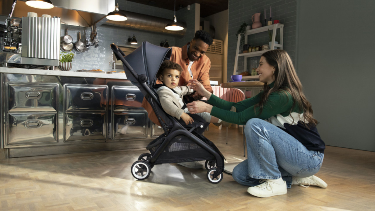 Stroller dengan Desain Travel Friendly untuk Keluarga yang Gemar Bepergian