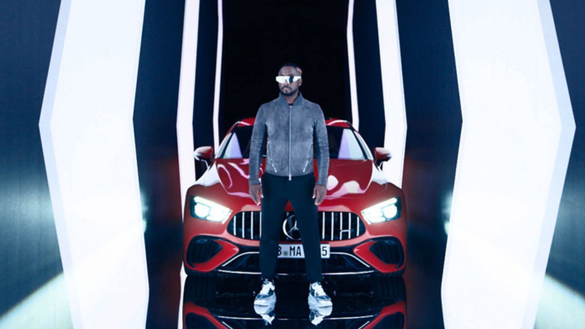 Kemitraan Will.i.am Bersama Mercedes-AMG di Kampanye Terbaru