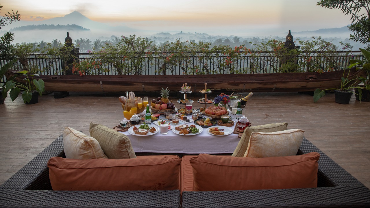Plataran Borobudur Resort & Spa: Pembebasan Jiwa di Pelukan Keajaiban Jawa