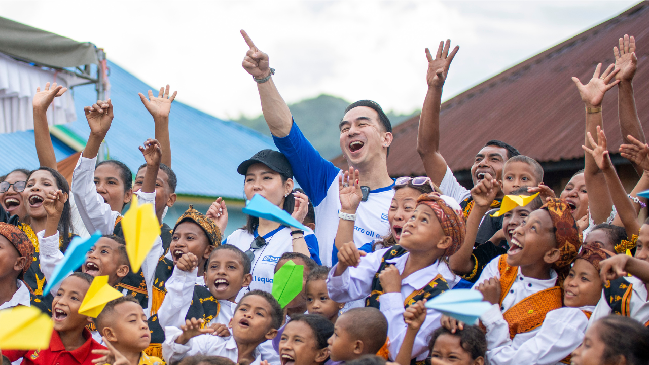 Joe Taslim Berkunjung ke Nagekeo, NTT: Dukung Akses Air Bersih dan Perlindungan Anak Bersama Plan Indonesia