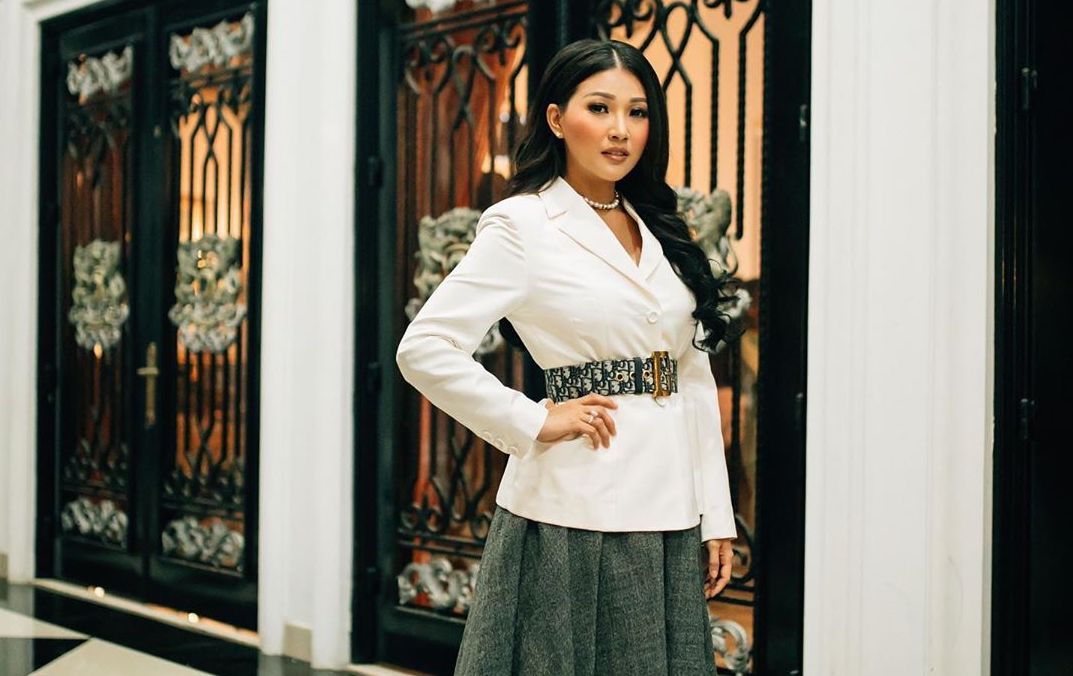 Intip Gaya 3 Selebritas Indonesia Berbalut Jaket Dior Bar