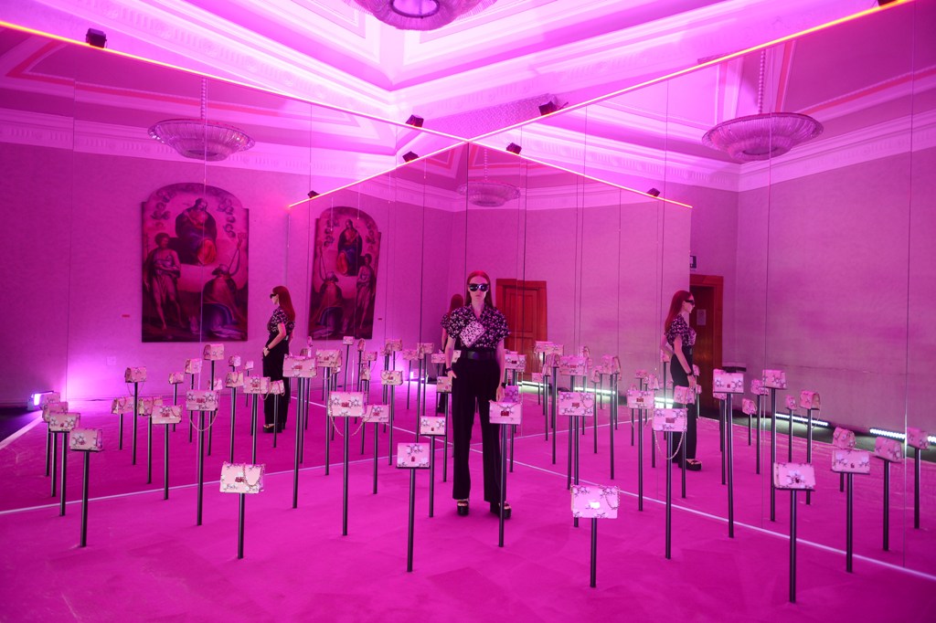 koleksi-furla-spring-summer-2020-palazzo-isimbardi