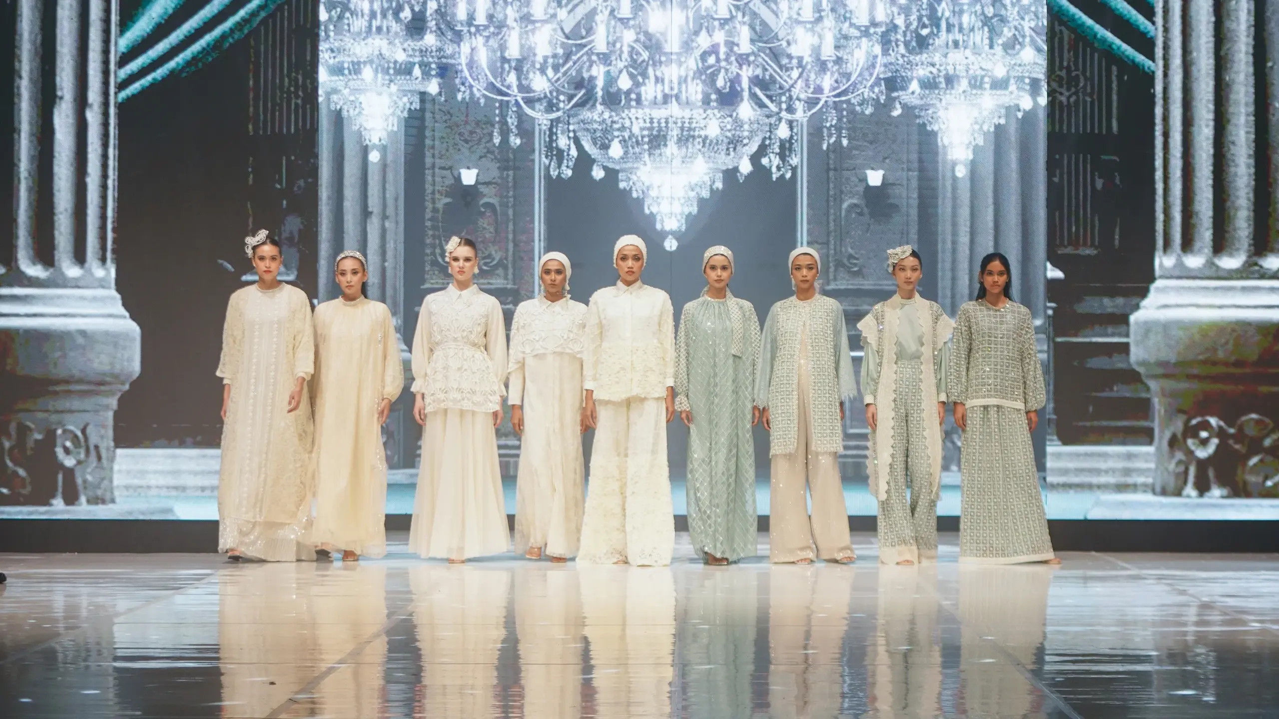 Modinity Fashion Parade 2025: Pesta Mode dan Bintang Ternama - Dewi ...