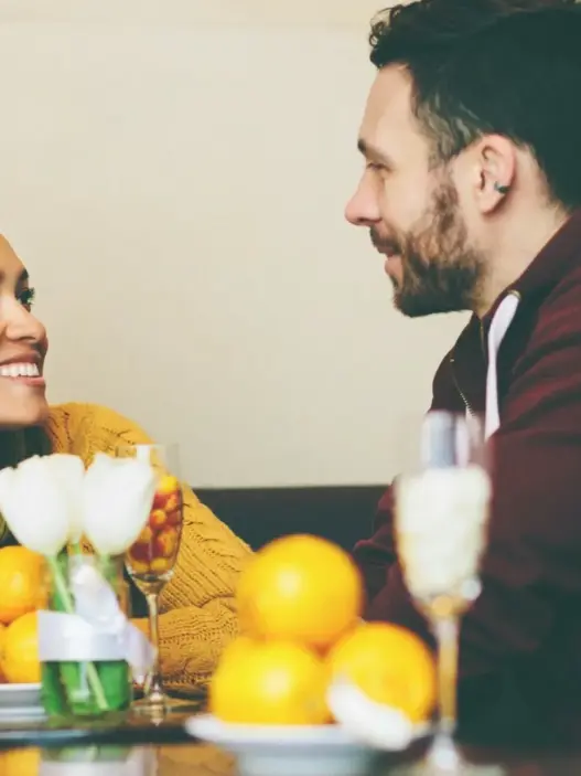 Wabah COVID-19: Cerita Cinta di Ambang Pandemi