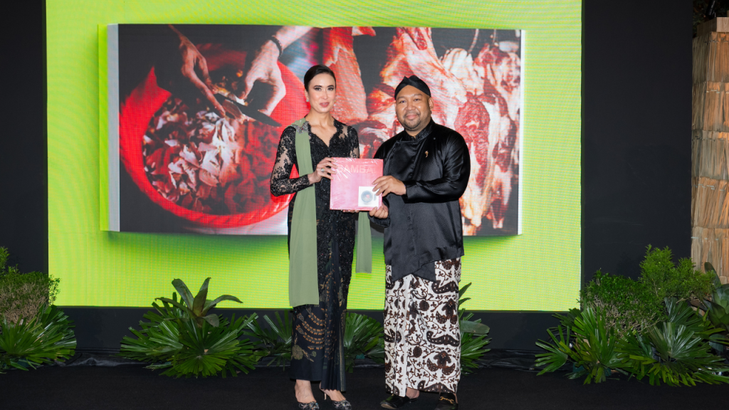 Komunitas Negeri Elok – buku sambal (1)