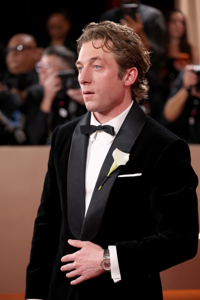 BEVERLY HILLS, CALIFORNIA - JANUARY 11: (FOR EDITORIAL USE ONLY) Jeremy Allen White attends the 83rd annual Golden Globe Awards at The Beverly Hilton on January 11, 2026 in Beverly Hills, California. (Photo by Kevin Mazur/Getty Images)