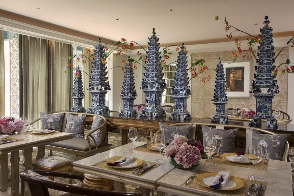 Table8 Interior 09