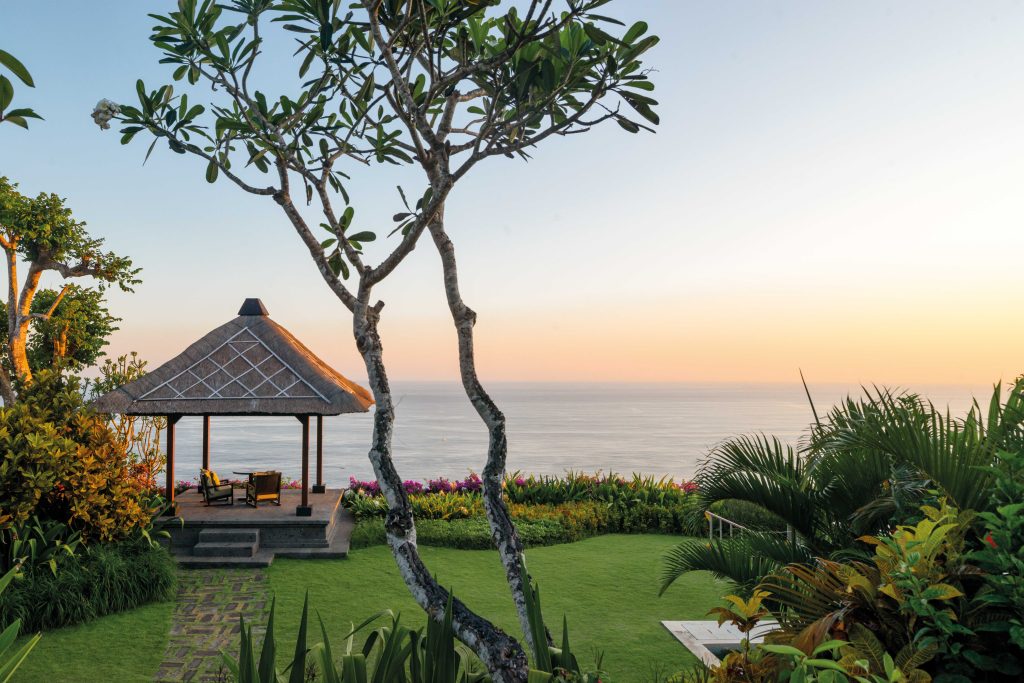 The Bvlgari Villa – Sunset