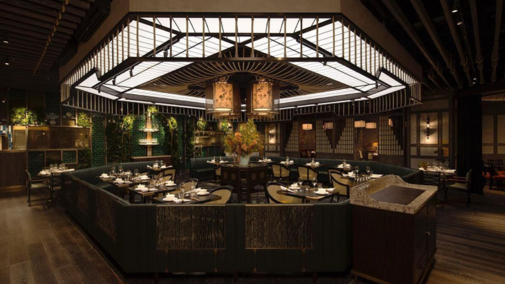 Majalah DEWI – Rekomendasi resto dinner fine dining Marina Bay Sands – Mott 32 Singapore (1)