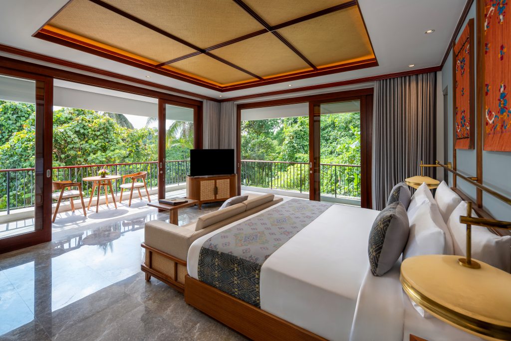 Corner Suite Interior