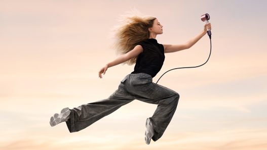 Review Dyson Supersonic Travel, Solusi Rambut Sehat Saat Bepergian
