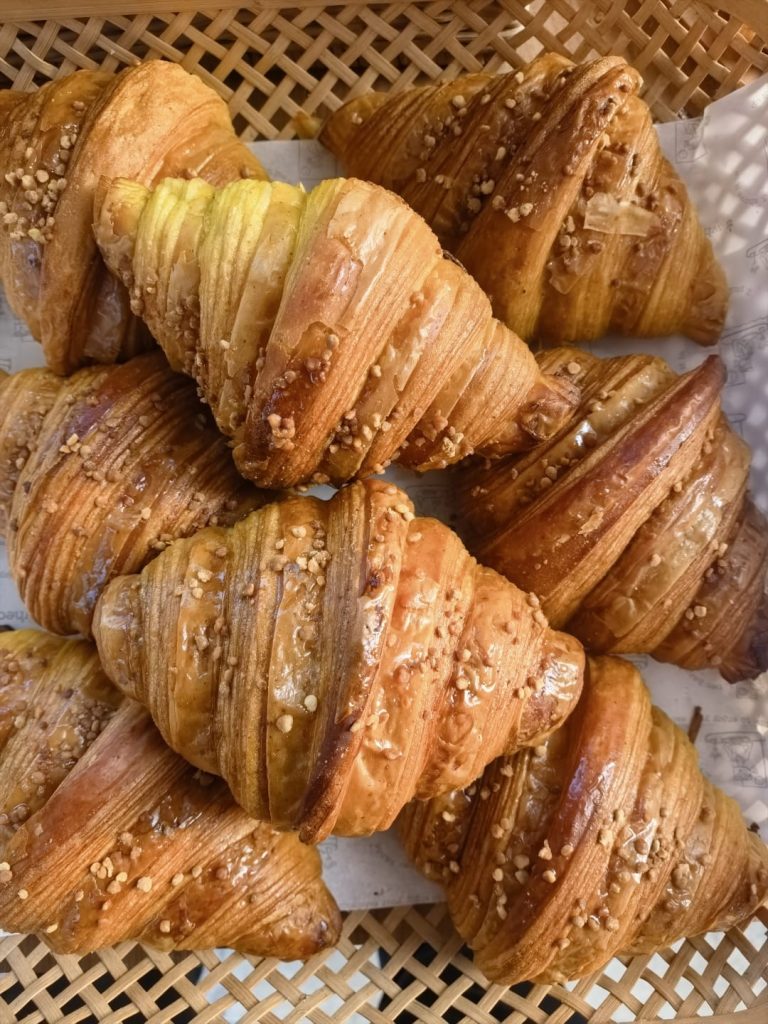 Honey Bee Pollen Croissant 🥐 🍯🐝Your favourite croissant, but we’re making it a little more sp