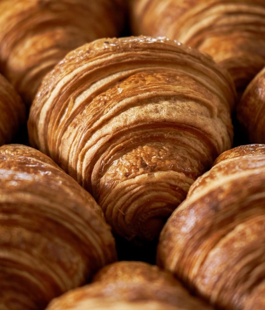 The bakery that everyone’s talking about in Ubud.Are you curious yet#FasafasBali #ubudbakery #ub