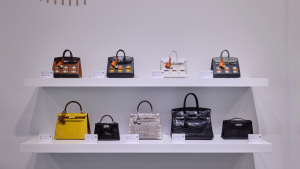 Perayaan 40 Tahun Christie’s Asia, Tas Hermès Birkin Langka Pecahkan Rekor
