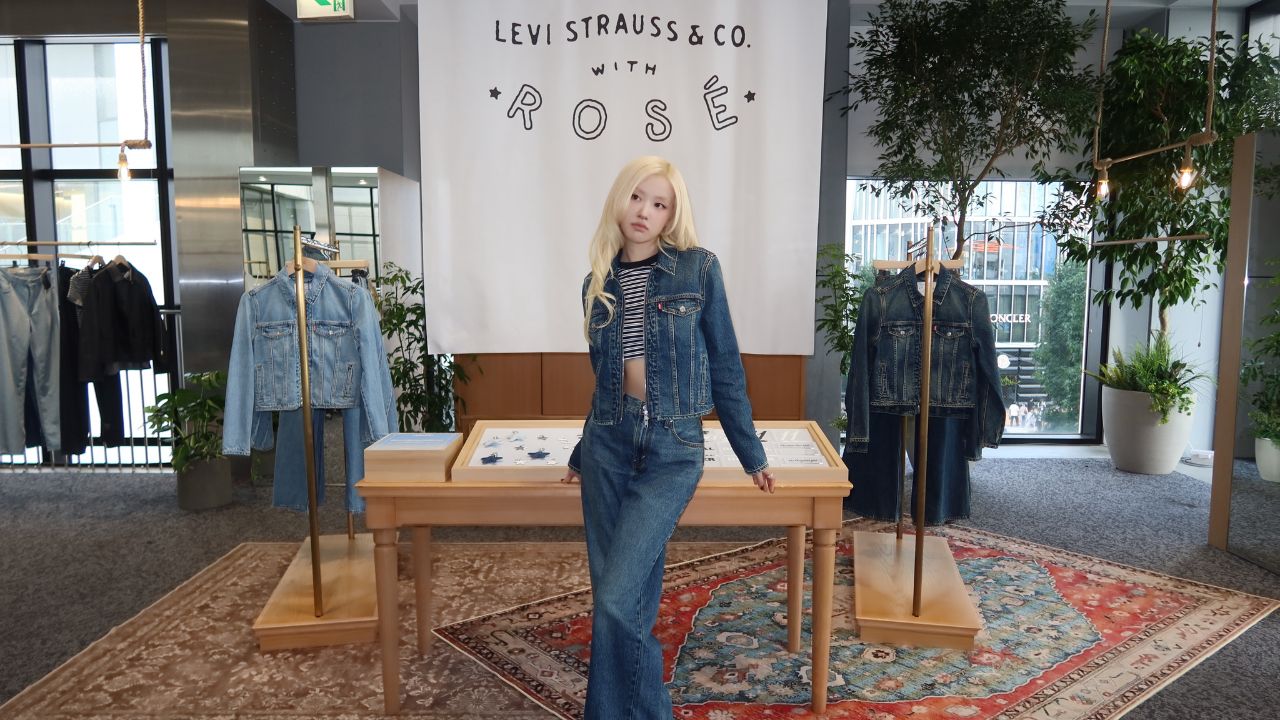 Koleksi Denim Eksklusif Levi’s® x ROSÉ: “The Original Girl”